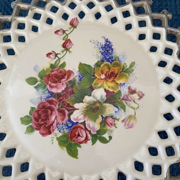 Vintage Cake Plate Stand Shabby Chic Floral Lattice - Picture 4 of 6